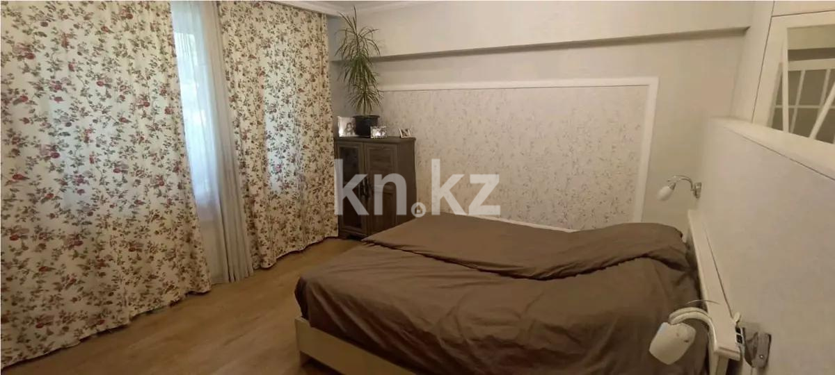 Продажа 3-комнатной квартиры, 82 м², ул. Утепова, дом  4 в Алматы - фото 3
