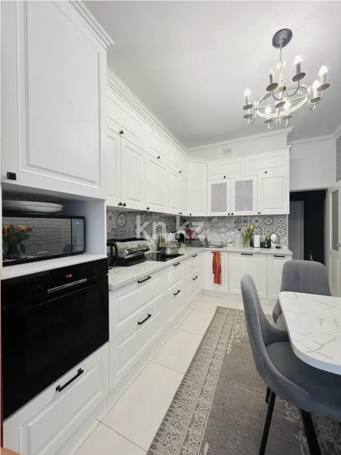 Продажа 3-комнатной квартиры, 97 м², пр. Абая, дом  109/6 в Алматы - фото 2