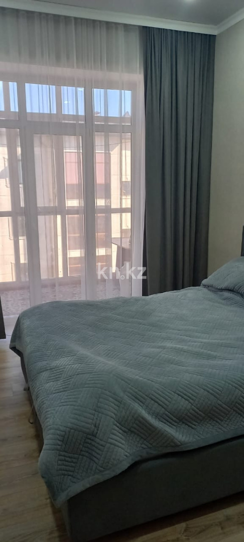 Продажа 3-комнатной квартиры, 81 м², ул. Муканова, дом  43/21 в Караганде - фото 8