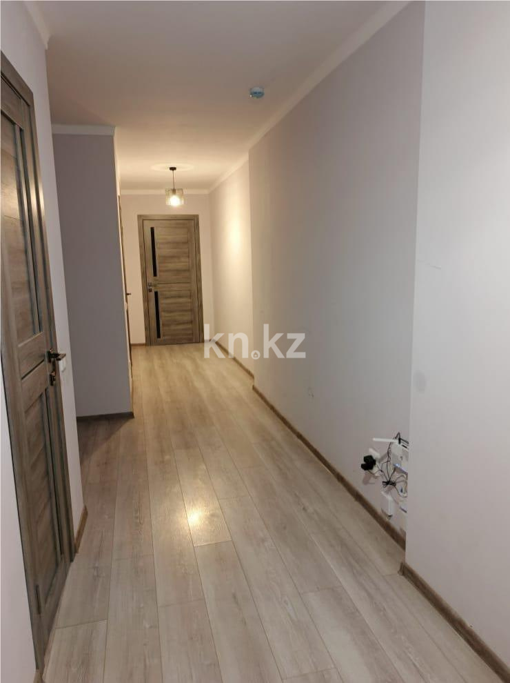 Продажа 2-комнатной квартиры, 66 м², ул. Ашимова в Караганде - фото 8