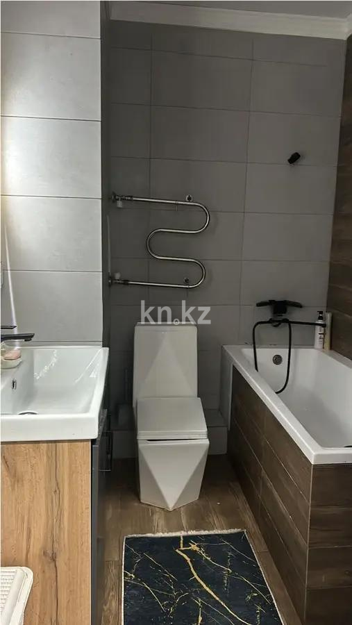 Продажа 3-комнатной квартиры, 90 м², пр. Райымбека, дом  522/1 в Алматы - фото 3