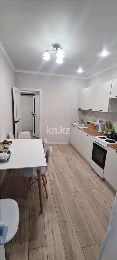 Продажа 1-комнатной квартиры, 58 м², ул. Нажимеденова, дом  19 в Астане - фото 2