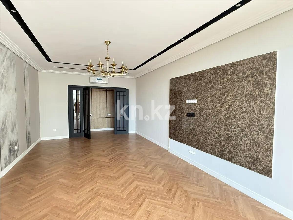 Продажа 4-комнатной квартиры, 156 м² в Астане
