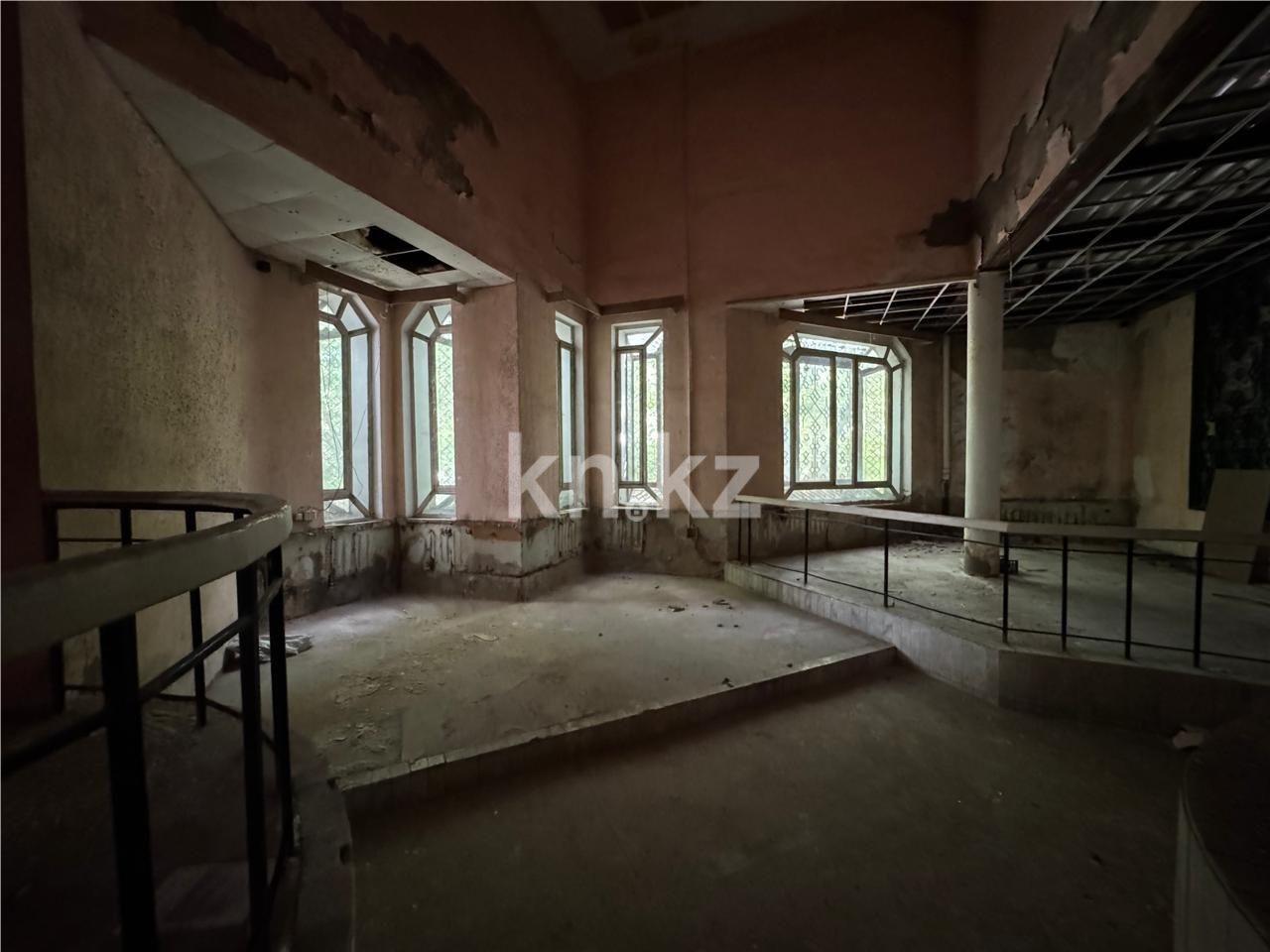 Продажа , 1000 м², ул. Фурманова, дом  21 в Темиртау - фото 3