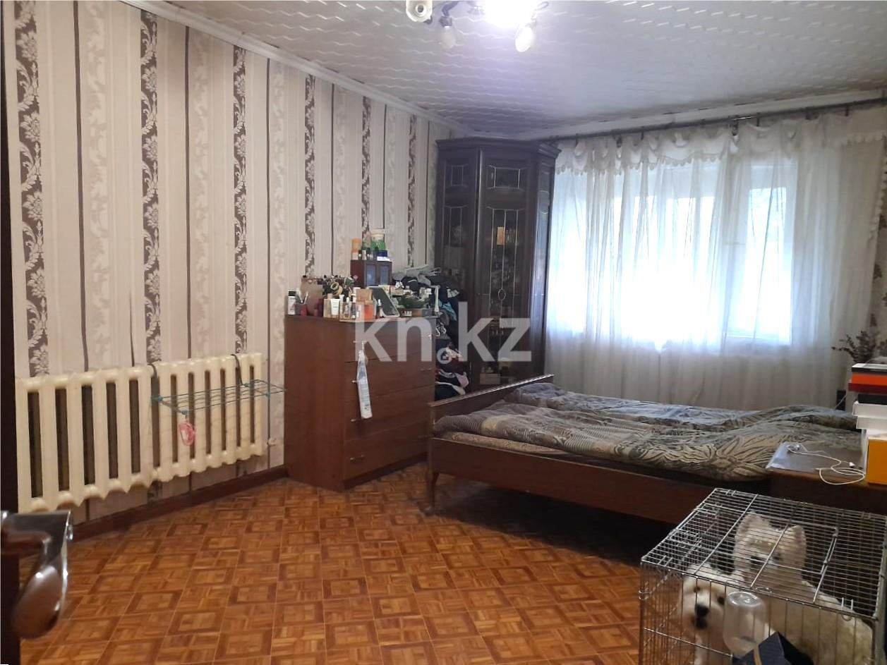 Продажа 3-комнатной квартиры, 61 м², ул. Алиханова в Караганде - фото 4