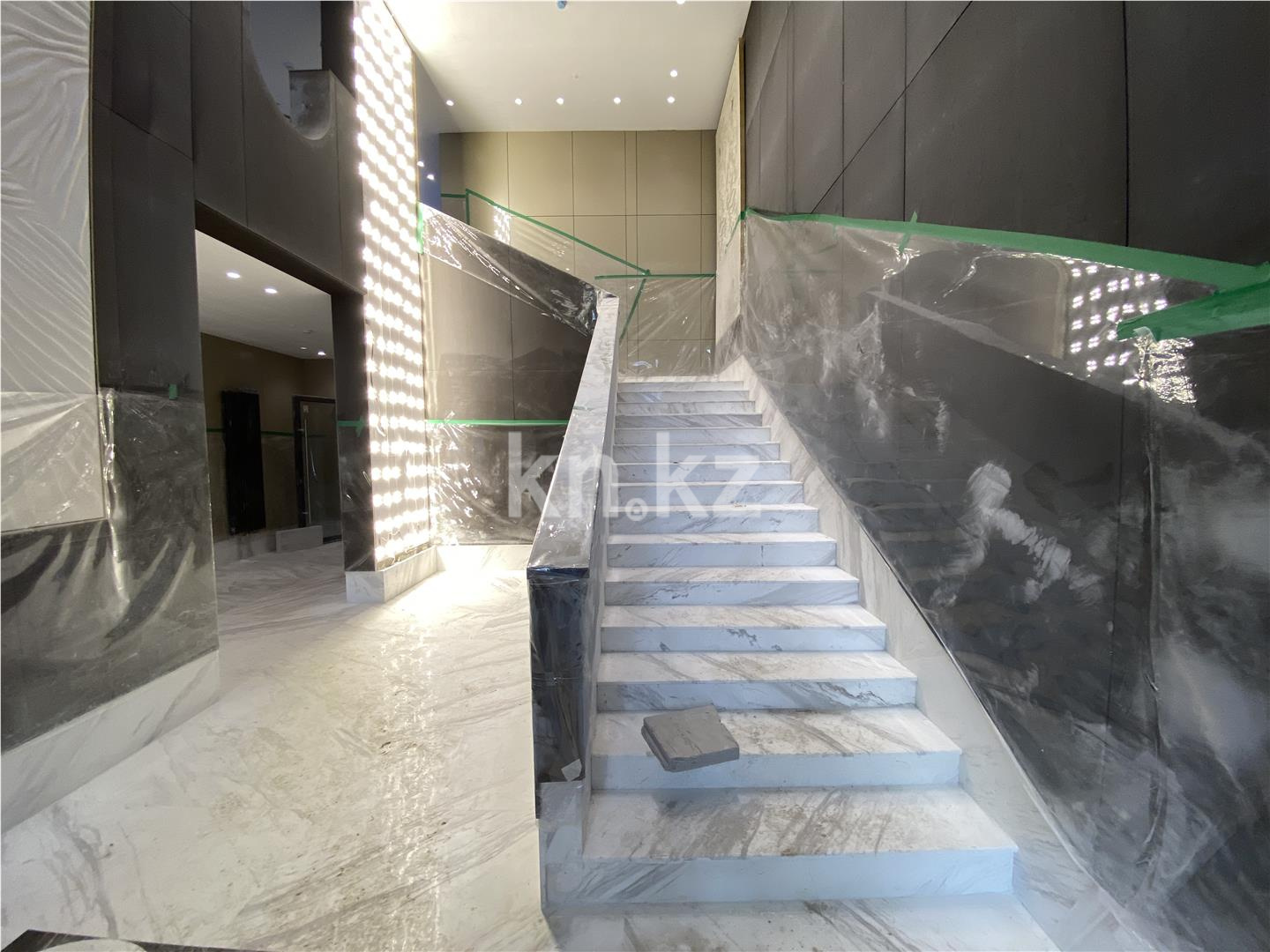 Продажа 6-комнатной квартиры, 190 м² в Астане - фото 13