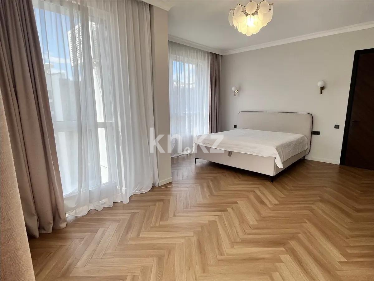 Продажа 4-комнатной квартиры, 140 м², ул. Мухамедханова, дом  4/1 в Астане - фото 2