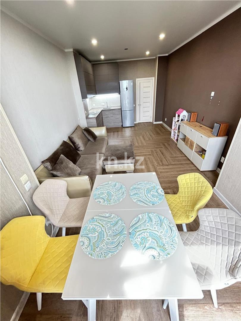 Продажа 2-комнатной квартиры, 65 м², ул. Алиханова, дом  37/4 в Караганде - фото 25