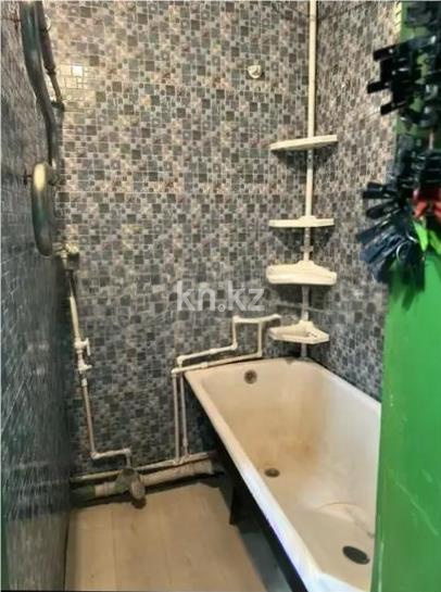 Продажа 1-комнатной квартиры, 30 м², мкр-н 15, дом  22 в Караганде - фото 3