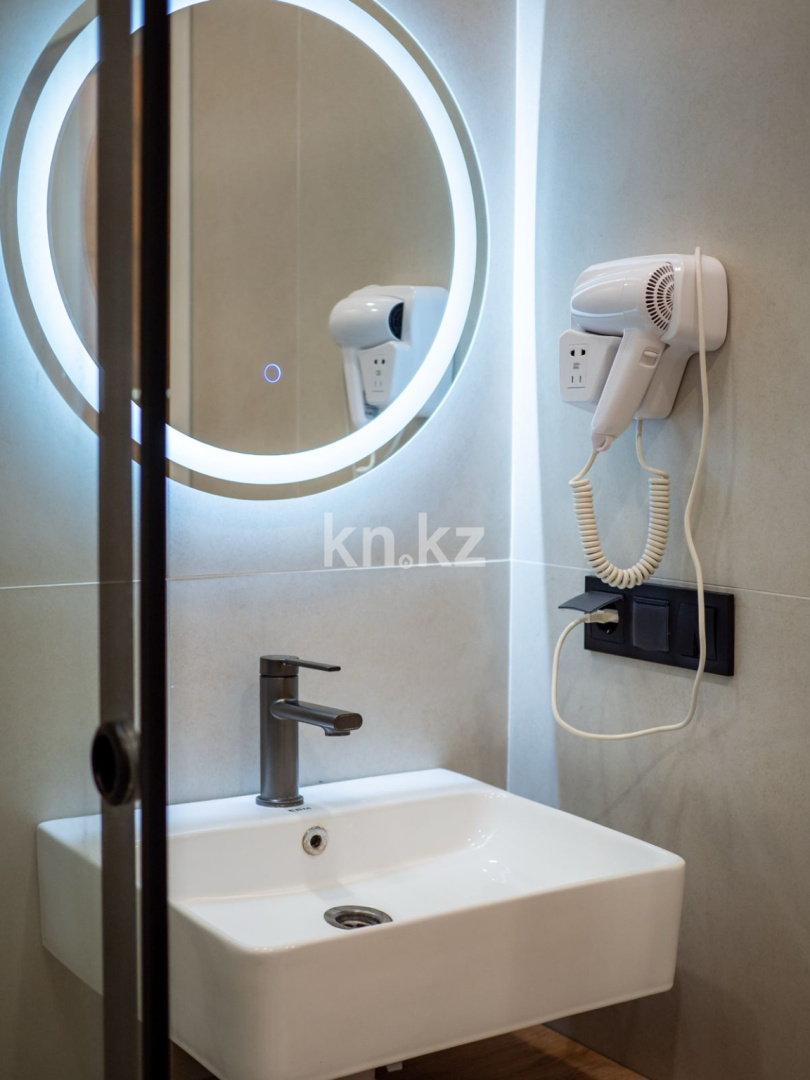 Аренда 1-комнатной квартиры посуточно, 35 м² в Алматы - фото 11