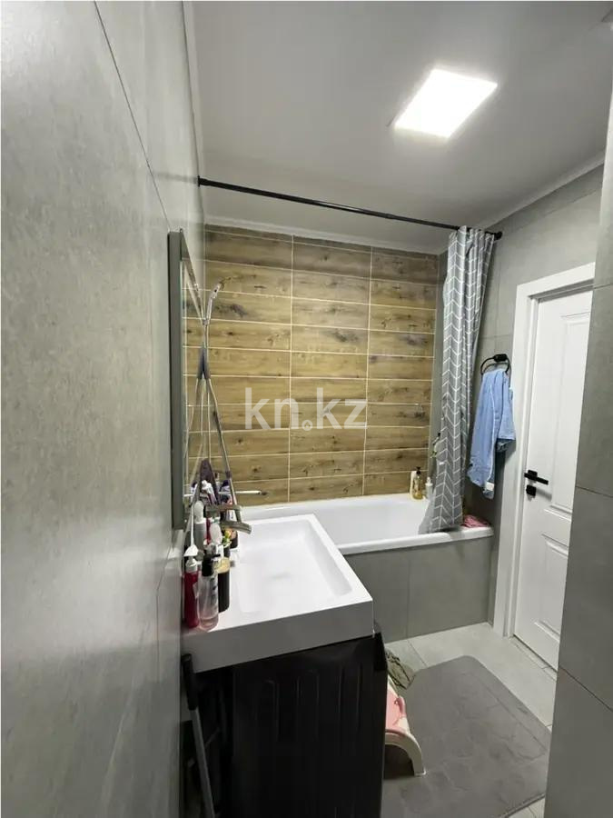 Продажа 3-комнатной квартиры, 52 м², ул. Хусейна бен Талала, дом  41 в Астане - фото 4