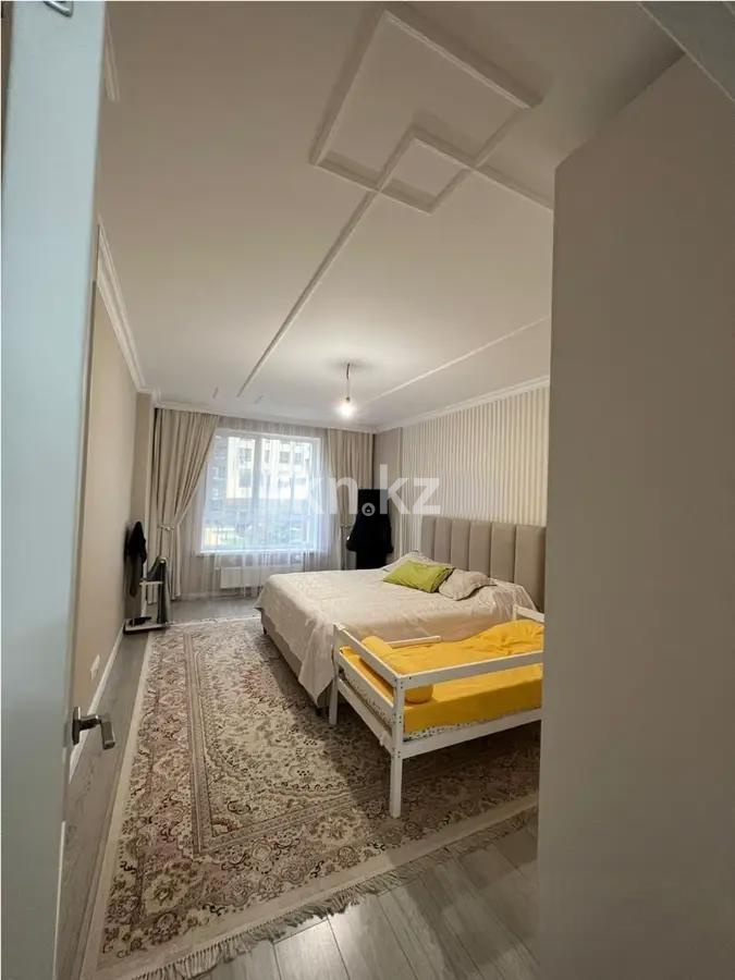 Продажа 4-комнатной квартиры, 130 м², пр. Мангилик Ел, дом  56 в Астане - фото 2