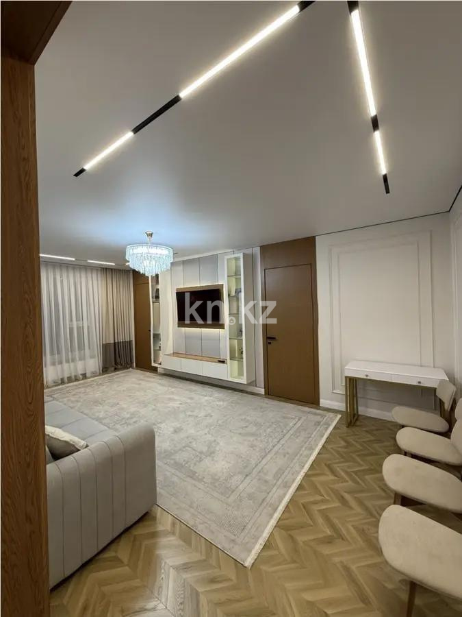 Продажа 3-комнатной квартиры, 72 м², ул. Караменде Би Шакаулы, дом  13 стр в Астане