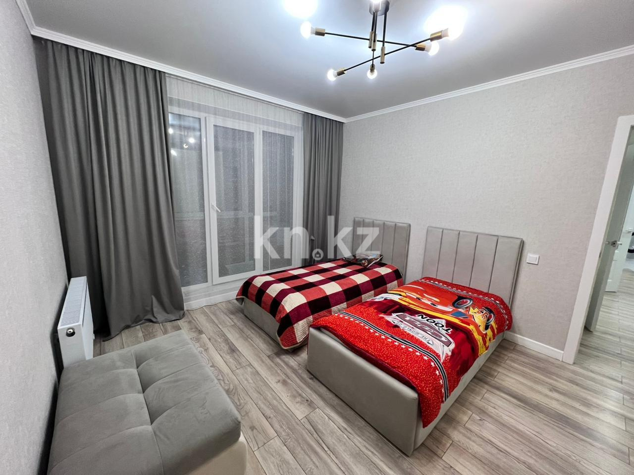 Продажа 3-комнатной квартиры, 87 м², ул. Сатыбалдина в Караганде - фото 19