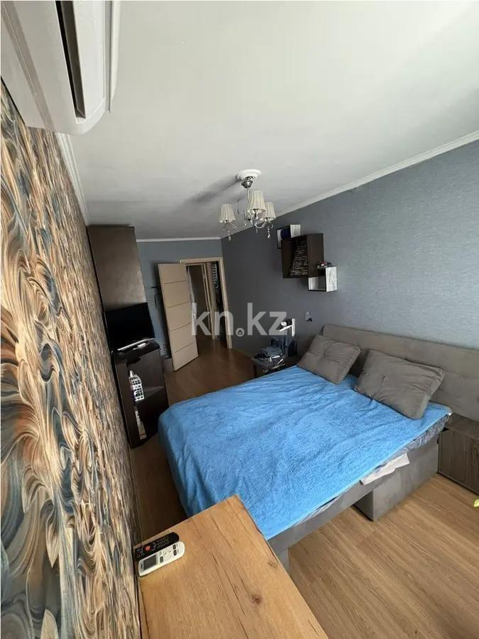 Продажа 3-комнатной квартиры, 58 м², 9 мкр., дом  12 в Алматы - фото 2