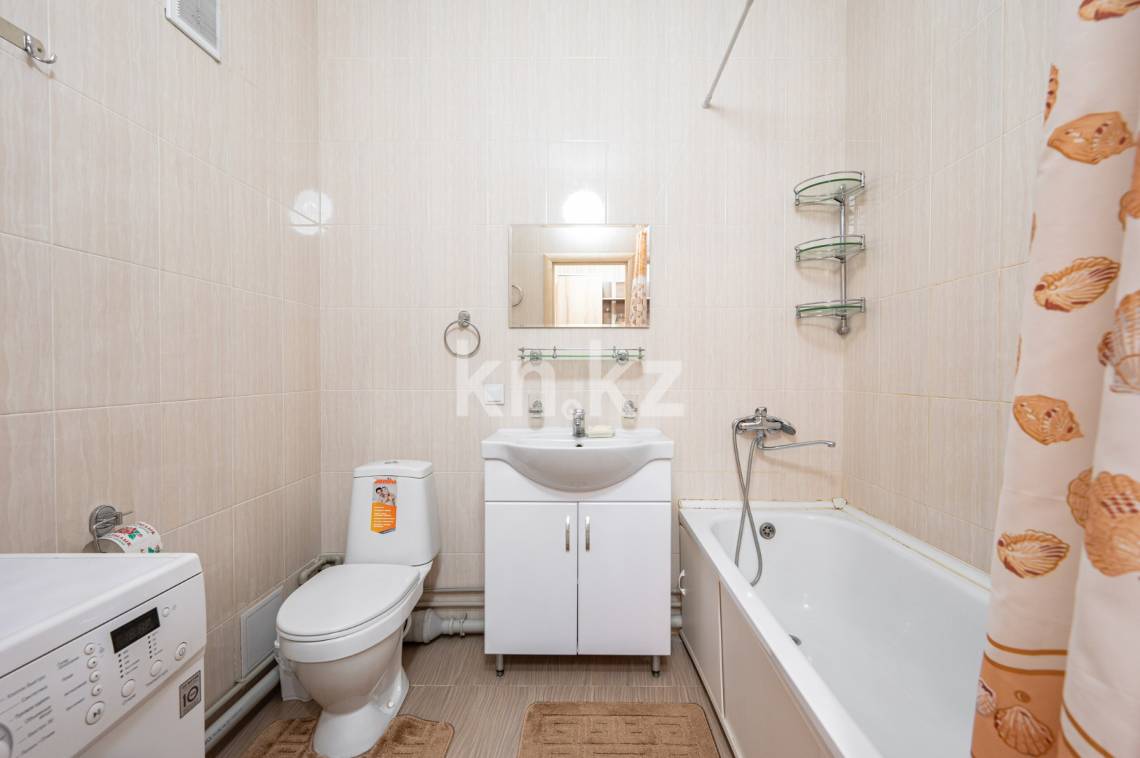 Аренда 1-комнатной квартиры посуточно, 47 м² в Алматы - фото 17