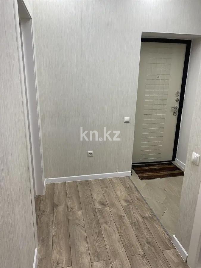 Продажа 1-комнатной квартиры, 38 м², пр. Кошкарбаева, дом  31 в Астане - фото 4