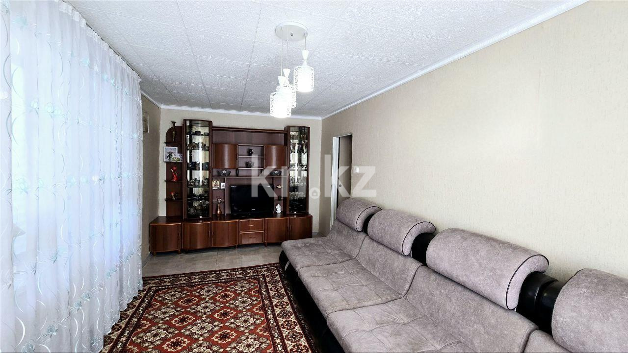 Продажа 2-комнатной квартиры, 54 м², ул. 70 квартал в Темиртау - фото 3