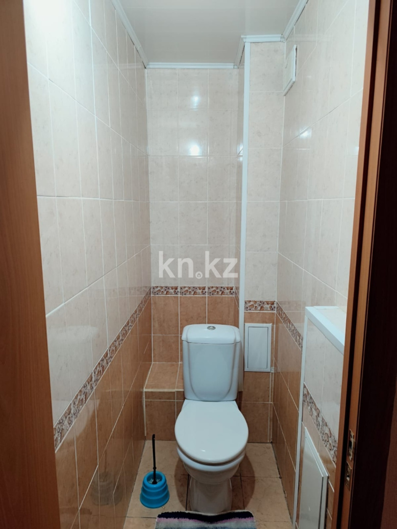 Продажа 3-комнатной квартиры, 72.8 м² в Уральске - фото 10