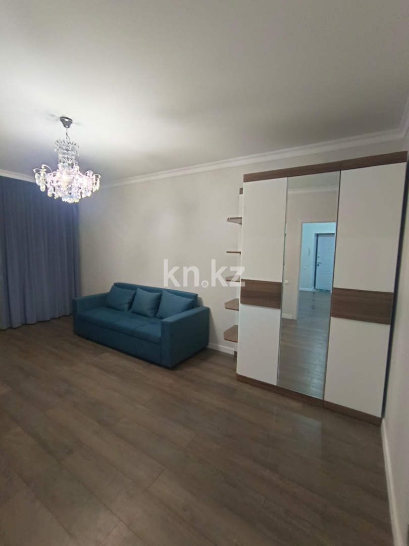 Аренда 2-комнатной квартиры, 65 м², пр. Момышулы, дом  4 в Астане