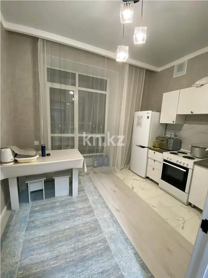 Продажа 1-комнатной квартиры, 37 м², ул. Жошы хана, дом  23 в Астане - фото 2