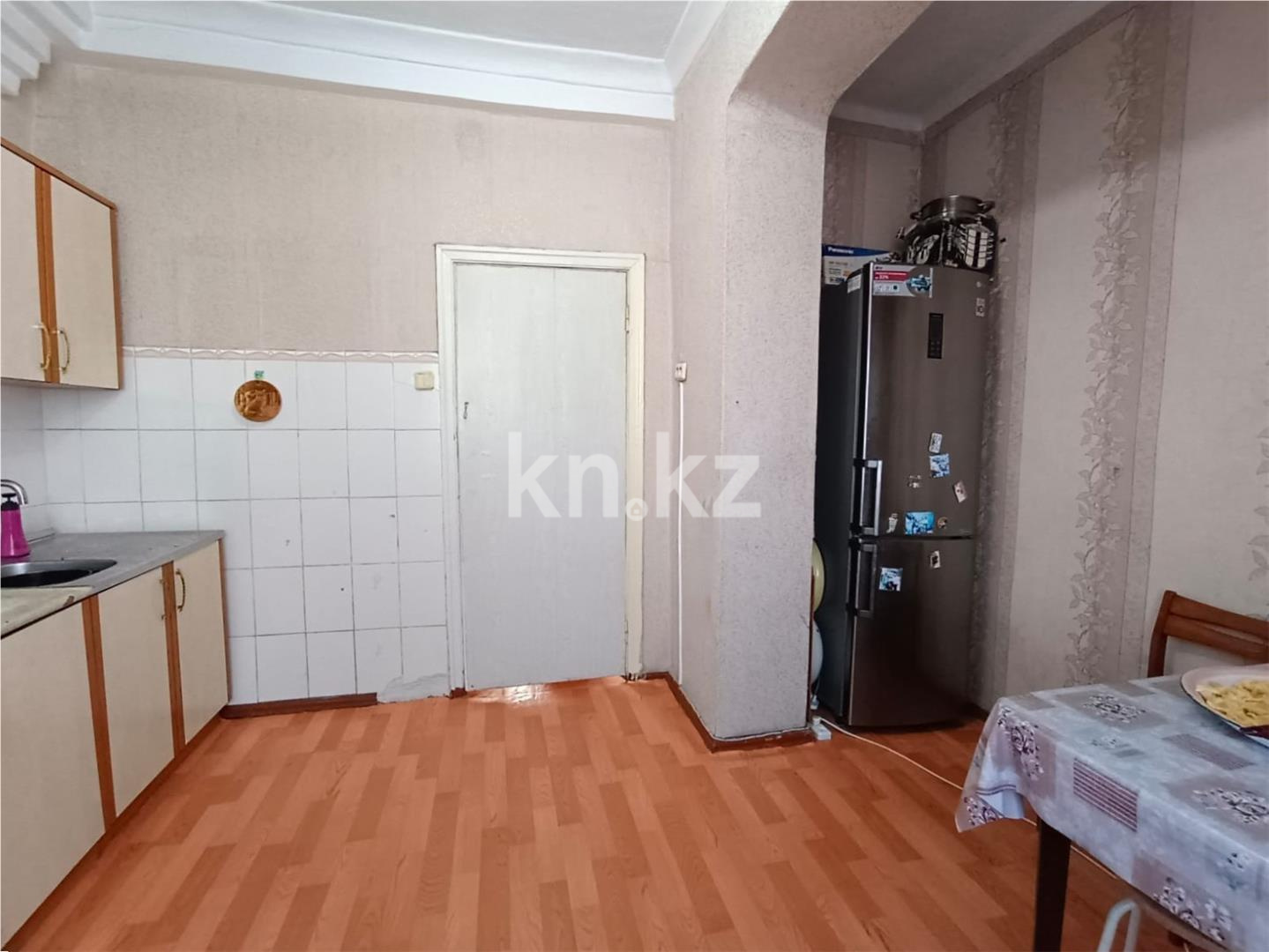 Продажа 3-комнатной квартиры, 82 м² в Караганде - фото 8