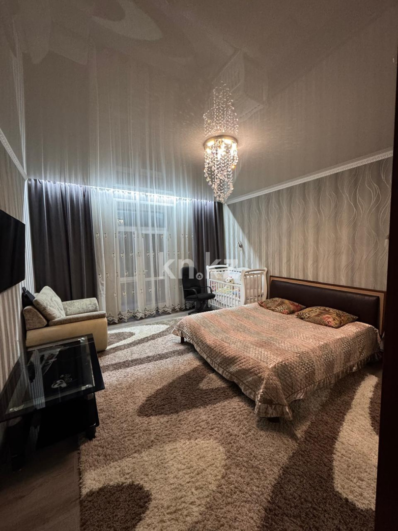 Продажа 3-комнатной квартиры, 82.3 м², ул. Жакенова в Сарани - фото 3