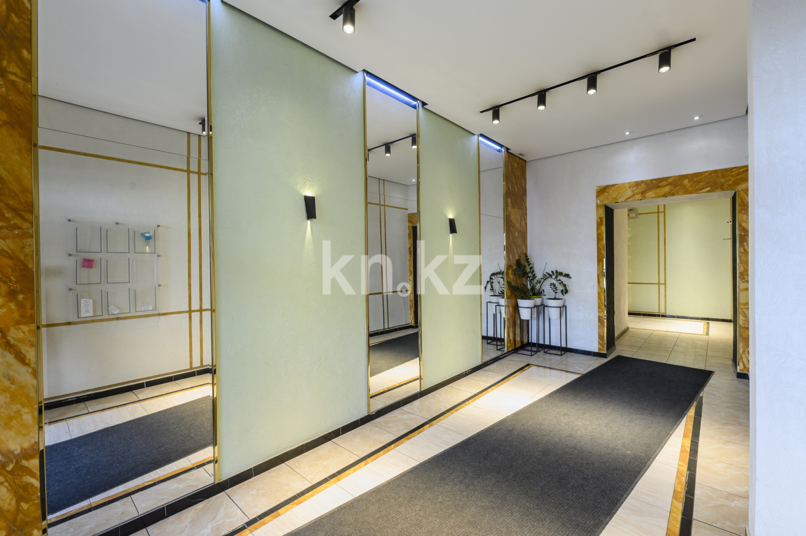 Аренда 1-комнатной квартиры посуточно, 45 м² в Алматы - фото 22