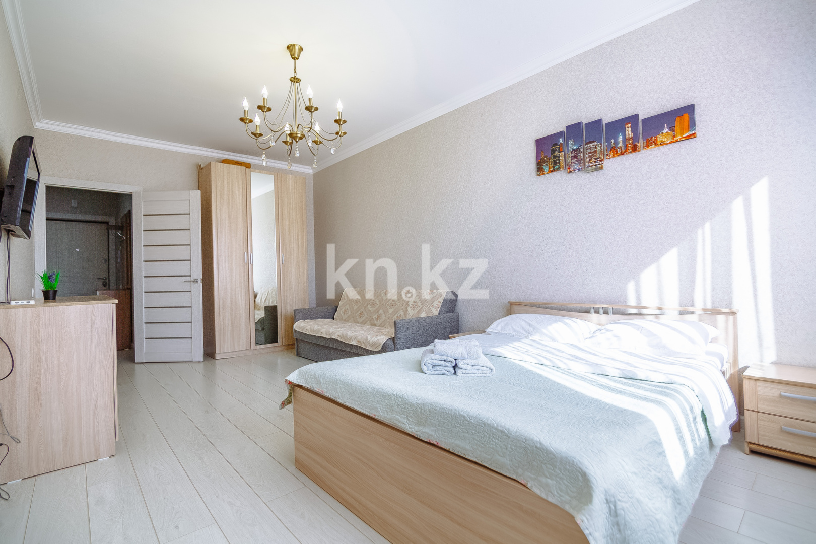 Аренда 1-комнатной квартиры посуточно, 45 м², ул. Сауран, дом  10б - ул. Алматы в Астане - фото 3