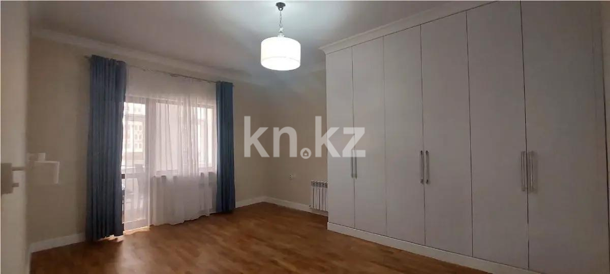 Продажа 4-комнатной квартиры, 136 м² в Астане