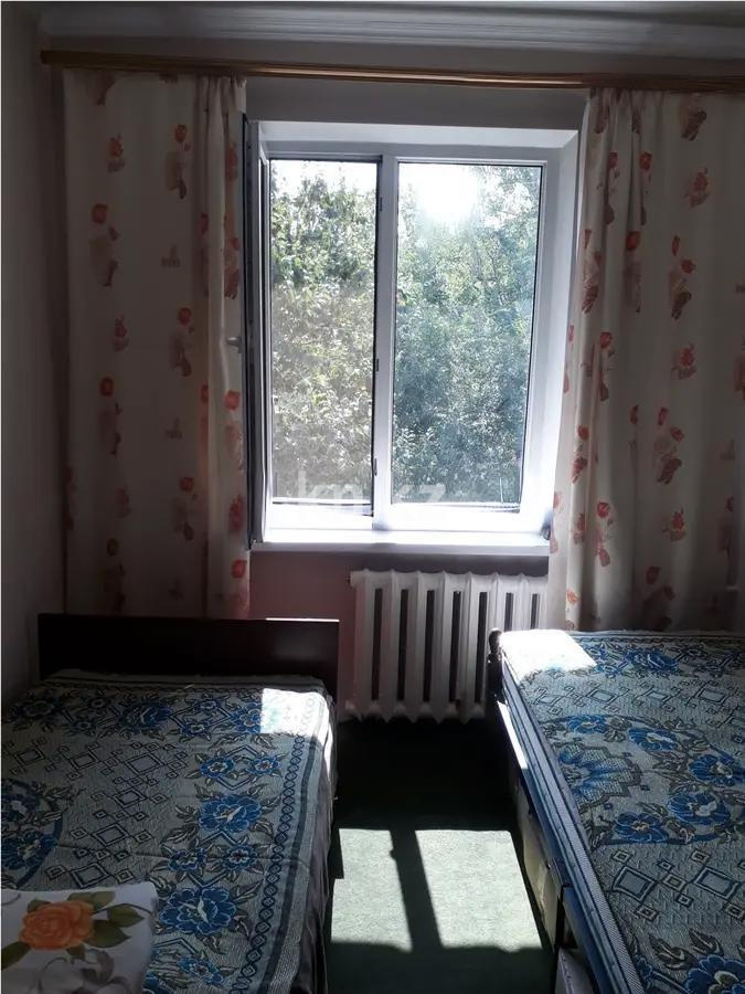 Продажа 2-комнатной квартиры, 44.8 м², 6 мкр., дом  10а в Алматы - фото 2