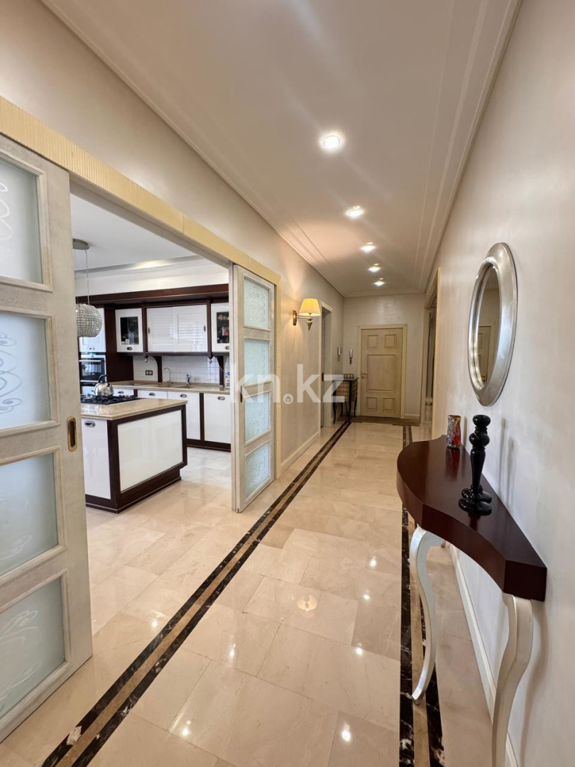 Продажа 5-комнатной квартиры, 206.5 м² в Астане - фото 26