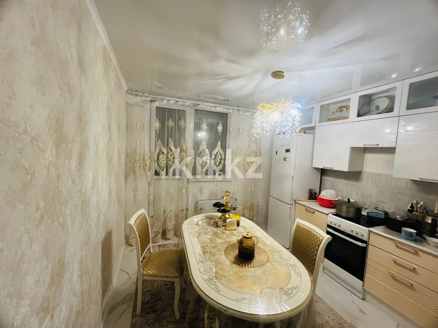 Продажа 3-комнатной квартиры, 75 м², ул. Казыбек би, дом  13а - ул. Орынбор в Астане - фото 3