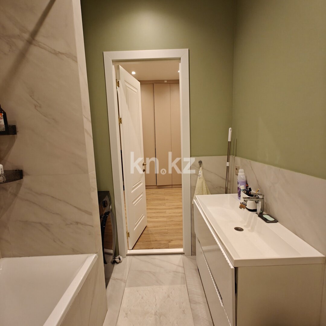 Продажа 2-комнатной квартиры, 62.3 м² в Алматы - фото 8