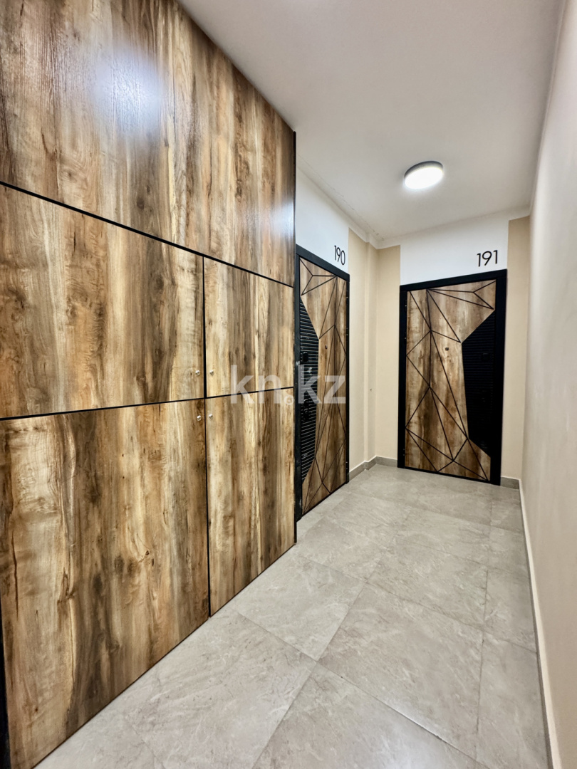 Продажа 2-комнатной квартиры, 63 м², 067 учетный квартал, дом  502 в Караганде - фото 7