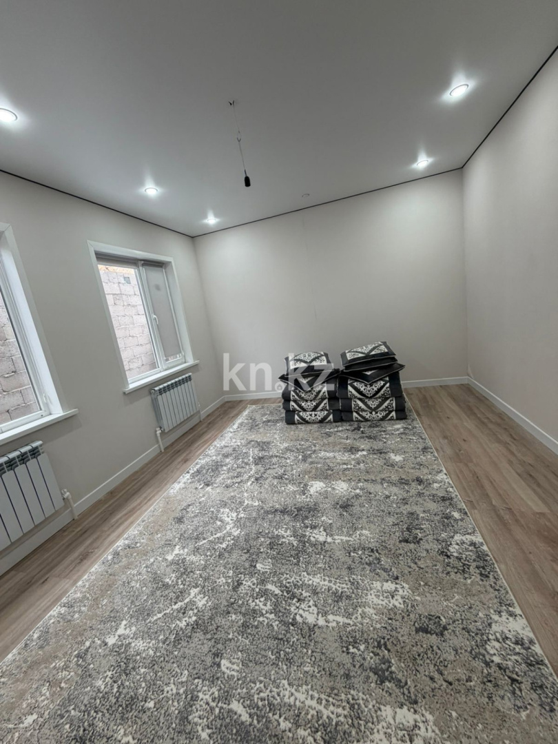 Продажа 4-комнатного дома, 90 м² в Уральске