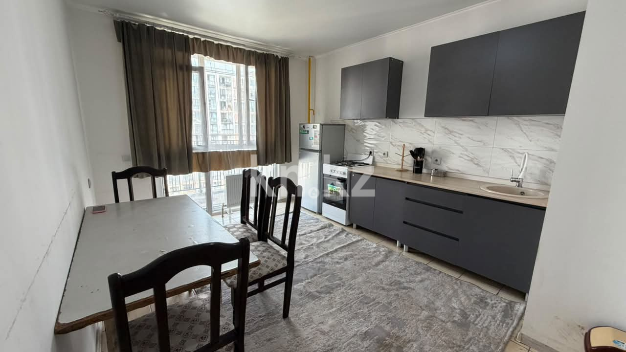 Аренда 3-комнатной квартиры, 100 м² в Алматы