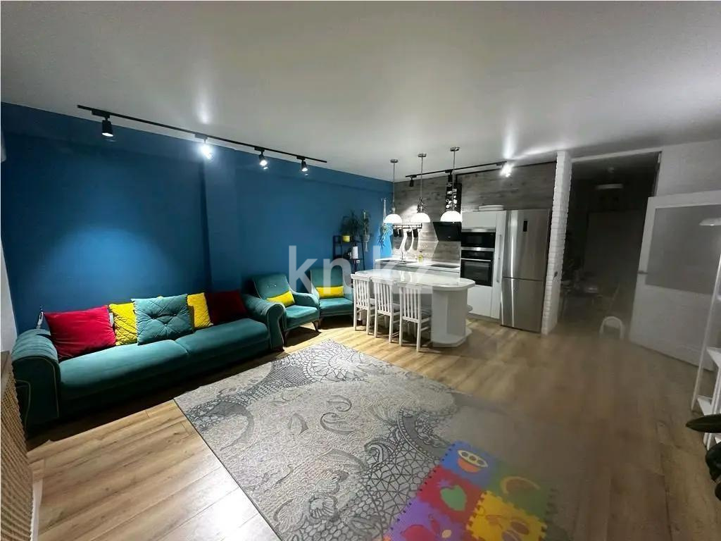 Продажа 2-комнатной квартиры, 67 м², ул. Толе би, дом  286/1 в Алматы