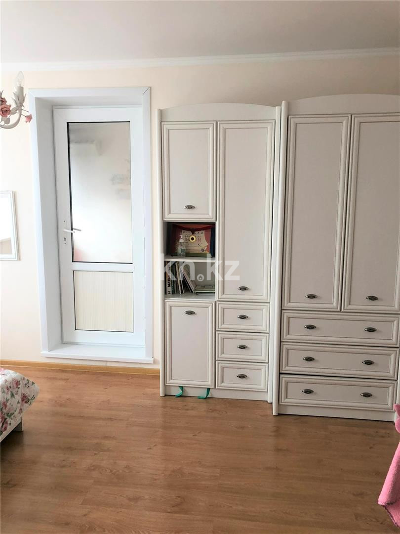 Продажа 4-комнатной квартиры, 100 м², мкр-н 8-й в Темиртау - фото 5