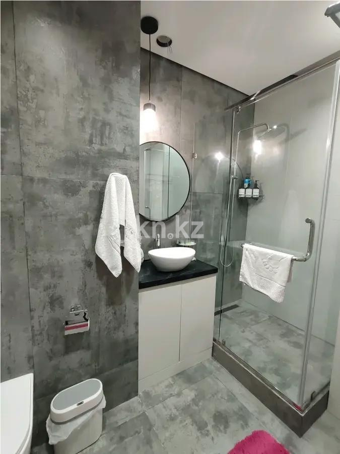 Продажа 4-комнатной квартиры, 125 м², ул. Толе би, дом  189/3 в Алматы - фото 6