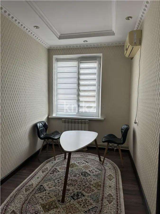 Продажа 3-комнатной квартиры, 57 м², ул. Торекулова, дом  69 в Алматы - фото 4