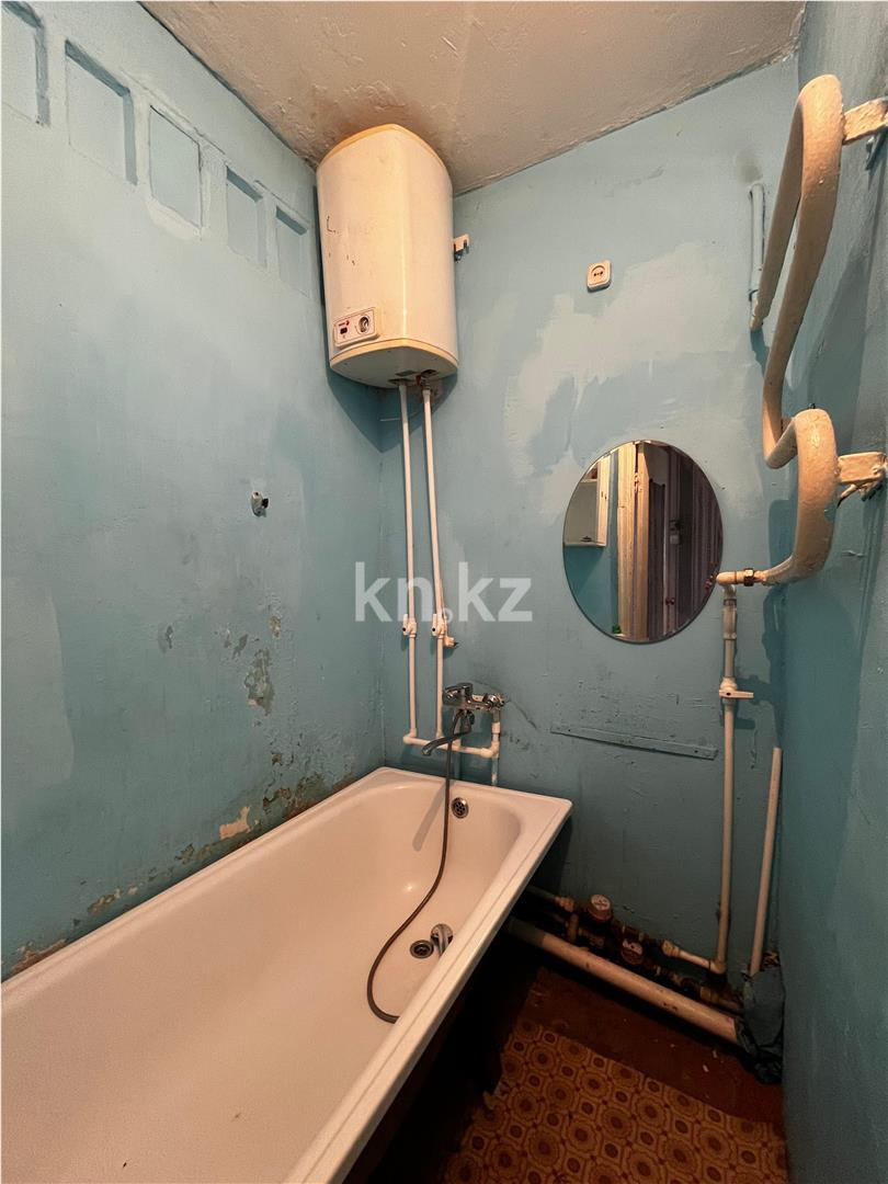 Продажа 2-комнатной квартиры, 47 м², мкр-н 16 в Караганде - фото 6