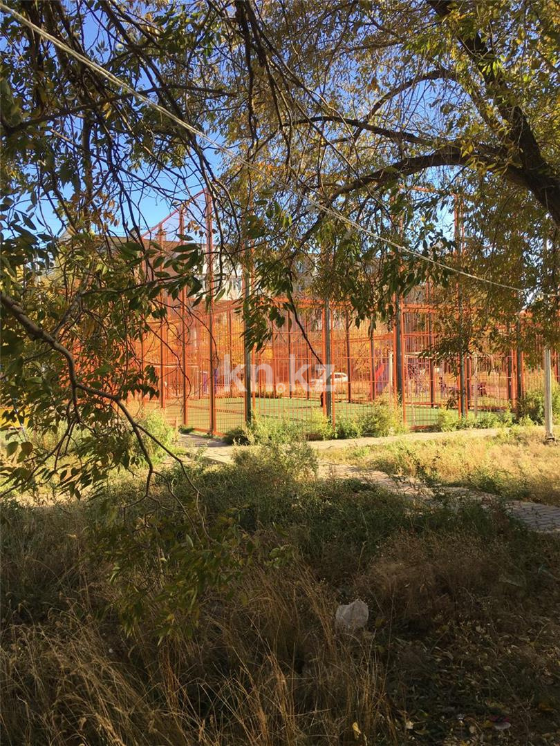 Продажа 4-комнатной квартиры, 61 м², ул. Язева в Караганде - фото 24