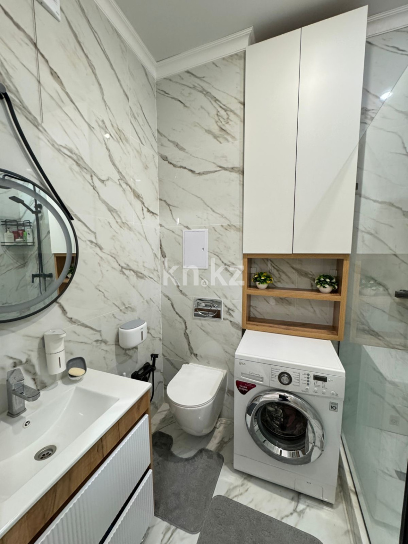 Продажа 3-комнатной квартиры, 93 м², ул. Казыбек би, дом  3 - ул. Сыганак в Астане - фото 2