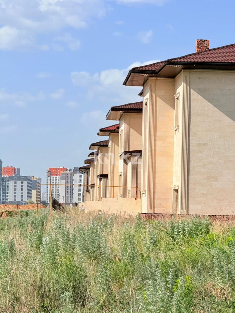 Продажа 5-комнатного дома, 324 м² в Астане - фото 3