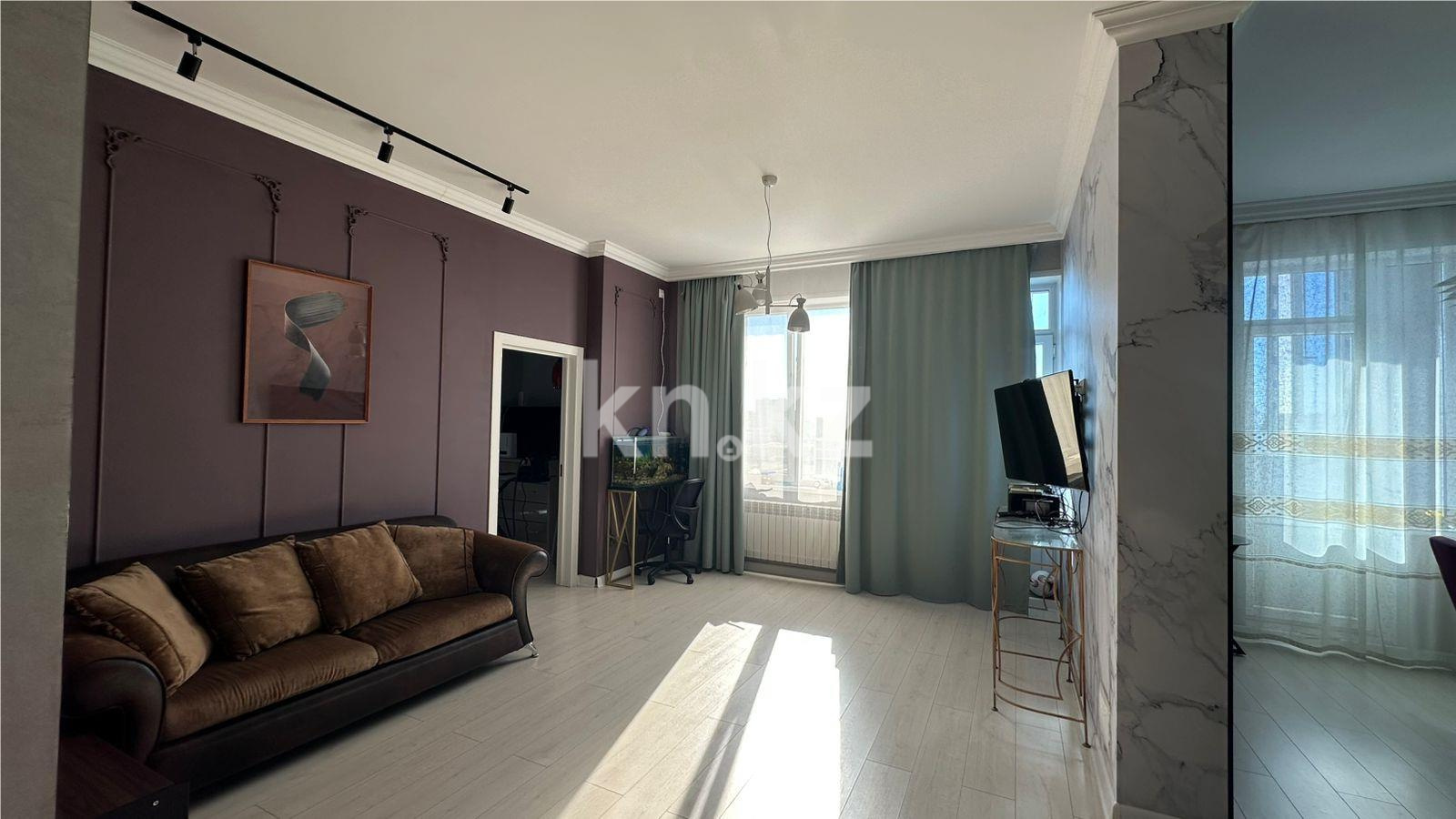 Продажа 2-комнатной квартиры, 76 м², ул. Байтурсынова в Астане - фото 2