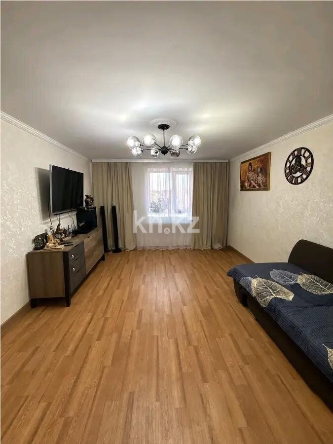 Продажа 4-комнатной квартиры, 83 м² в Караганде