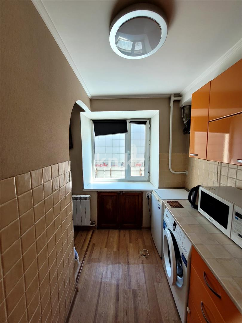 Продажа 1-комнатной квартиры, 28 м², пр. Бухар-жырау в Караганде - фото 3