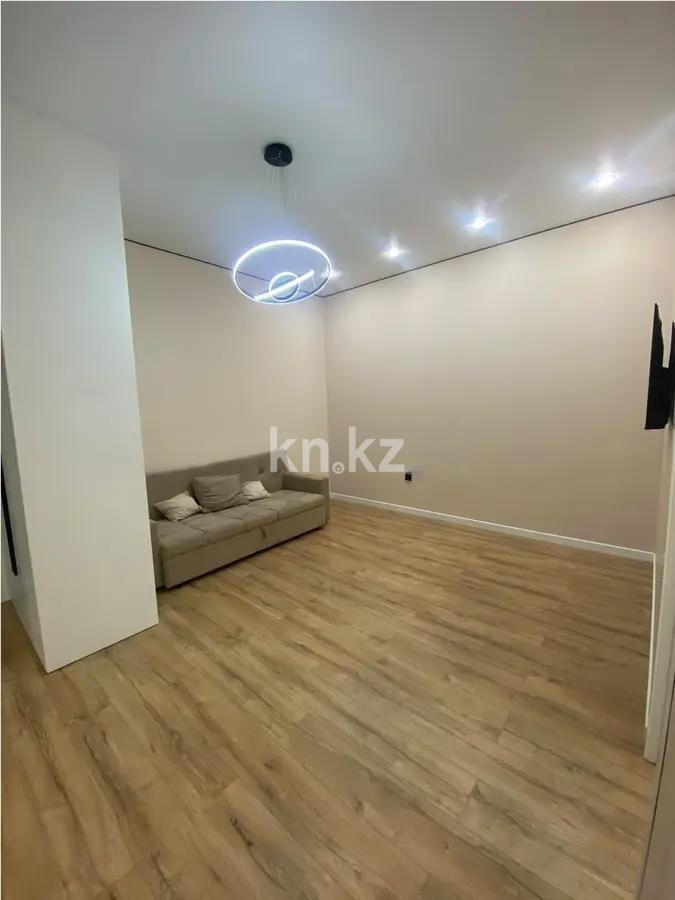Продажа 2-комнатной квартиры, 43 м² в Астане