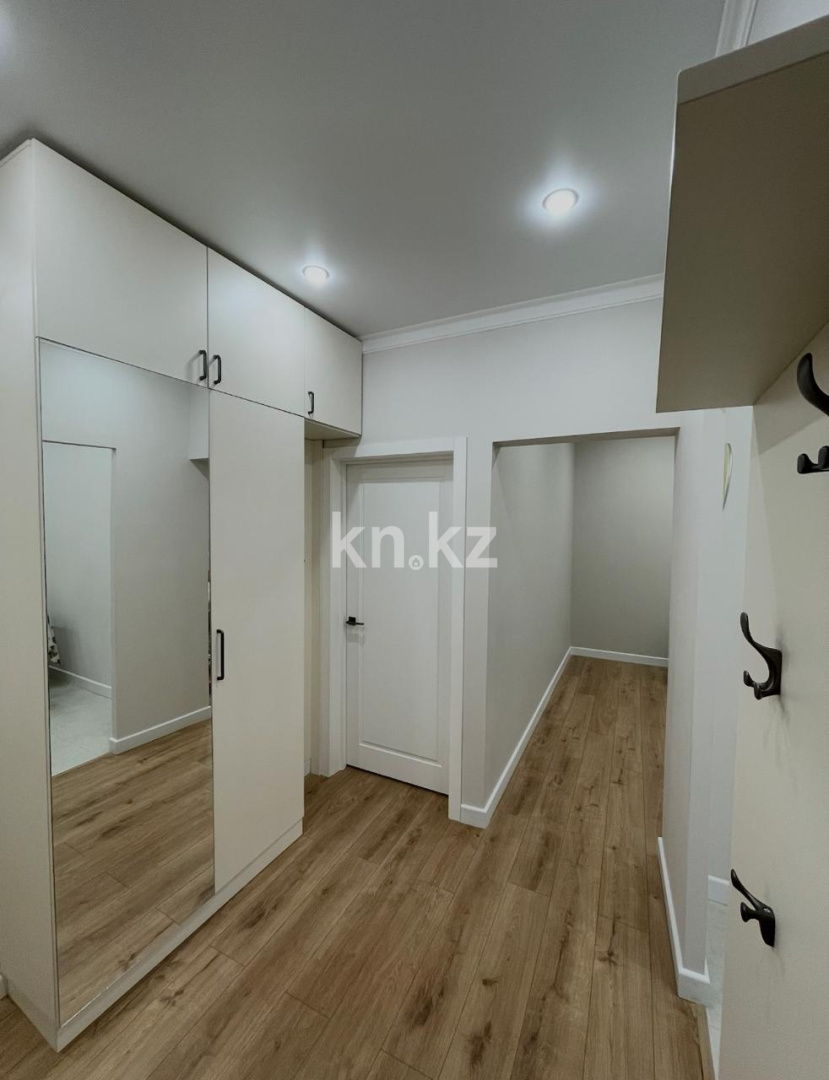 Продажа 3-комнатной квартиры, 65.3 м² в Алматы - фото 25